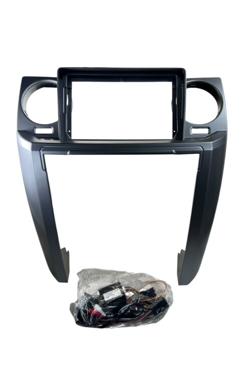 Land Rover  Discovery 2005-2009 9 Multimedya Çerçevesi (Yüksek kalite)